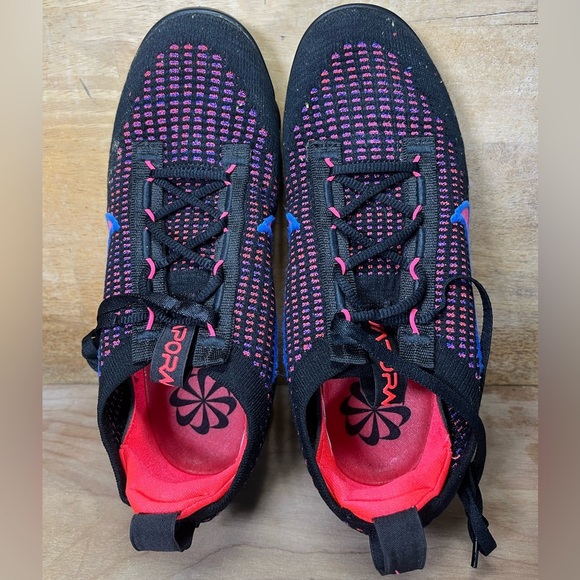 Nike Air VaporMax Flyknit Womens Sz 7.5 Running Shoes Sneakers Black Hyper Pink - Picture 7 of 12